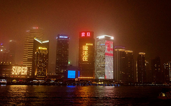 <b>玩家热捧被赞诚心十足创新的剧情故事有趣的新玩点新副本</b>